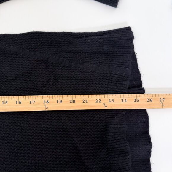 Patagonia Women's Recycled Cashmere Crew in Black Sz Medium Cashmere Wool Blend - Picture 8 of 8